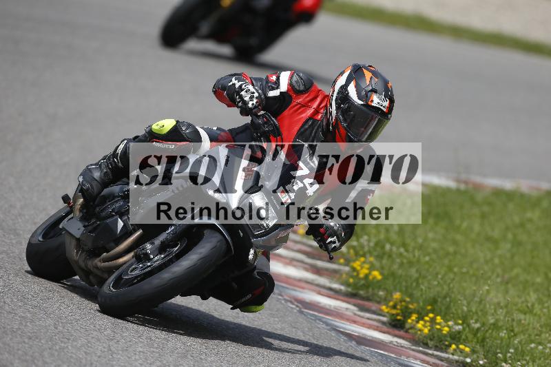 /Archiv-2024/29 12.06.2024 MOTO.CH Track Day ADR/Gruppe blau/74